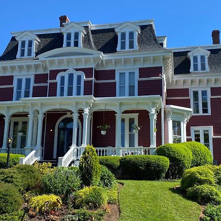 Blomidon Inn Wolfville Exterior photo
